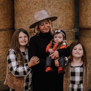 Meet your Posher, Lesley